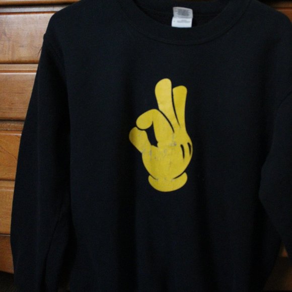 Casual Pullon Sweatshirt with Graphic - Picture 2 of 3